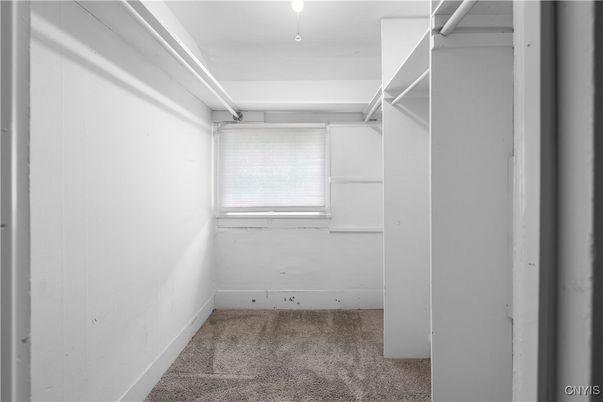 Empty room, Interior, Walk-in Closets
