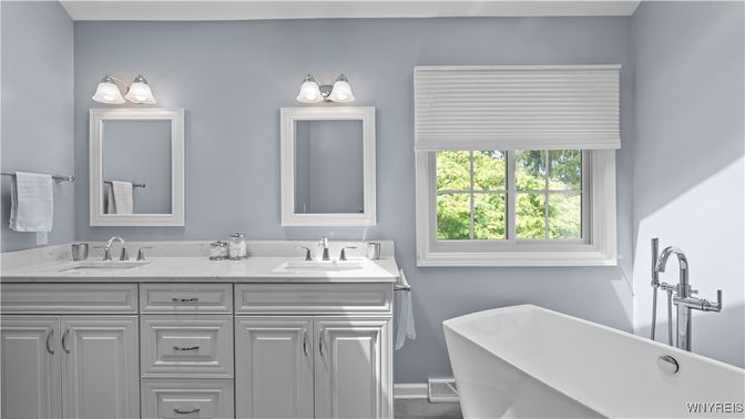 Bathroom, Dual Sink Vanities, Free Standing Baths, Interior