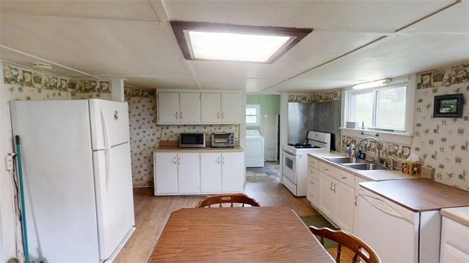 Interior, Kitchen, Wood Texture Flooring