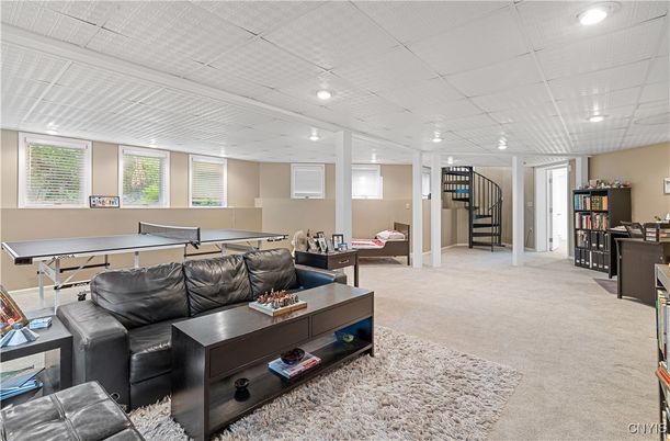 Game Room, Interior, Recessed Lighting