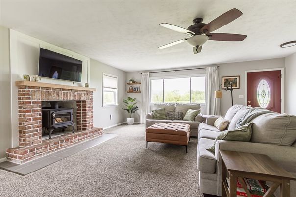 Fireplace, Interior, Living room