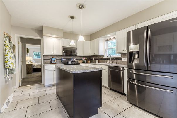 Interior, Kitchen, Pendant Lights, Stainless Steel Appliances