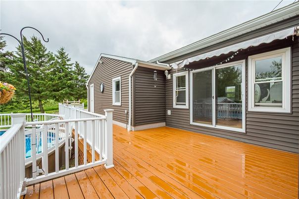 Exterior, Wood Texture Flooring