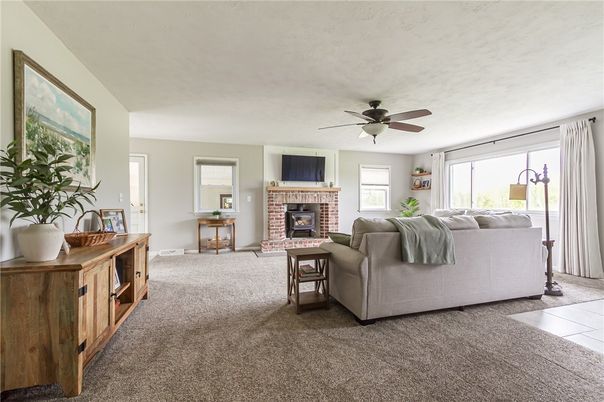 Fireplace, Interior, Living room