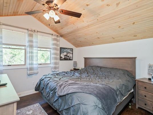 Bedroom, Interior, Wooden Ceilings, Wood Texture Flooring