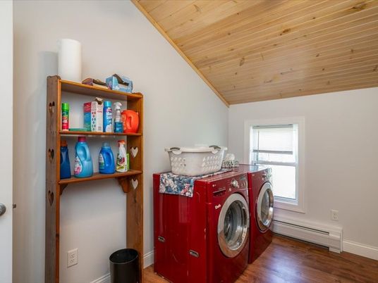 Interior, Washer, Wooden Ceilings, Wood Texture Flooring