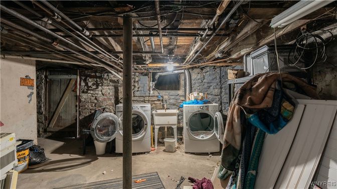 Interior, Washer