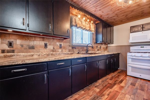 Interior, Kitchen, Wooden Ceilings, Wood Texture Flooring