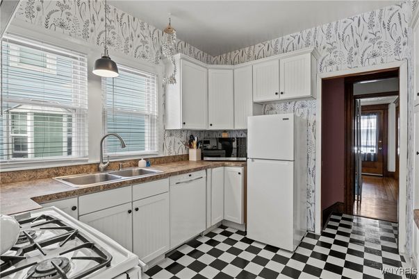 Interior, Kitchen, Pendant Lights