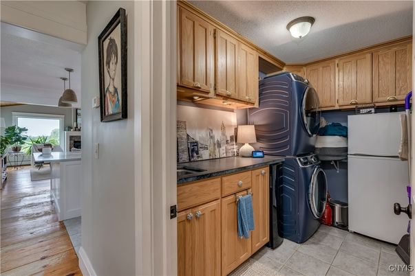 Interior, Kitchen, Pendant Lights, Washer, Wood Texture Flooring