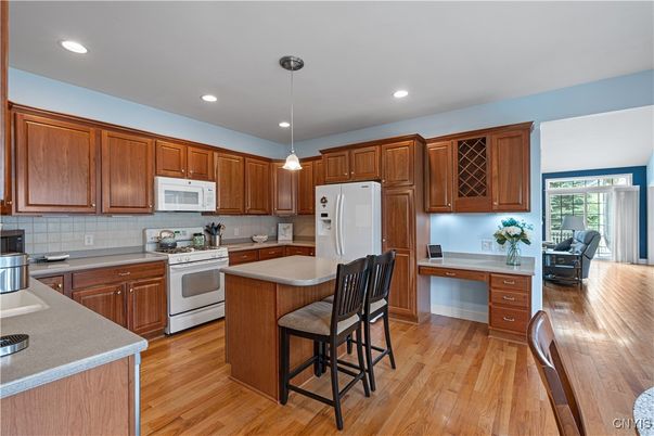 Interior, Kitchen, Pendant Lights, Recessed Lighting, Wood Texture Flooring