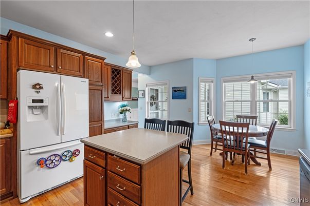 Dining room, Interior, Kitchen, Pendant Lights, Recessed Lighting, Wood Texture Flooring