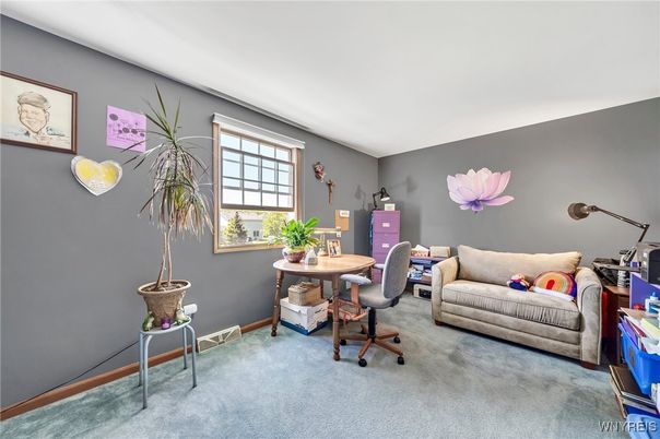 Home Office, Interior
