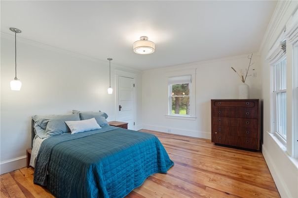 Bedroom, Interior, Pendant Lights, Wood Texture Flooring
