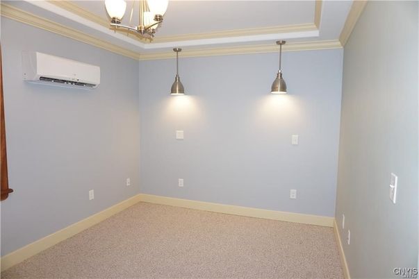Empty room, Interior, Pendant Lights