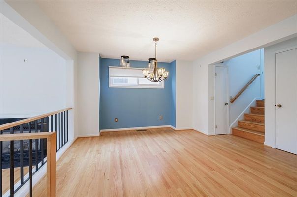 Chandelier, Empty room, Interior, Pendant Lights, Wood Texture Flooring