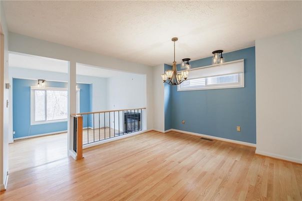 Chandelier, Empty room, Interior, Pendant Lights, Wood Texture Flooring