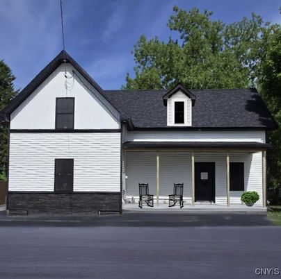 Exterior, Facade, Cape Cod