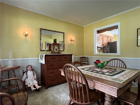 Dining room, Interior