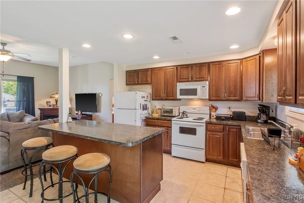 Interior, Kitchen, Living room, Recessed Lighting
