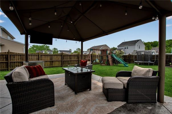 Backyard, Exterior, Playground