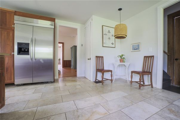 Interior, Kitchen, Pendant Lights, Stainless Steel Appliances