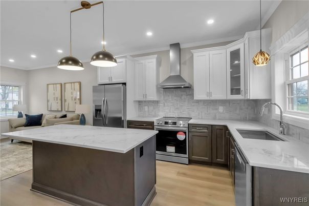 Interior, Kitchen, Living room, Pendant Lights, Recessed Lighting, Stainless Steel Appliances, Wood Texture Flooring