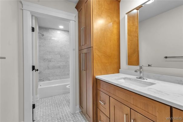 Bathroom, Interior, Marble Walls, Recessed Lighting