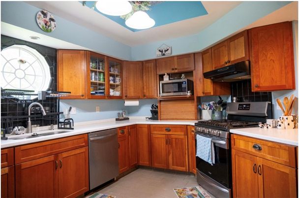 Interior, Kitchen, Stainless Steel Appliances