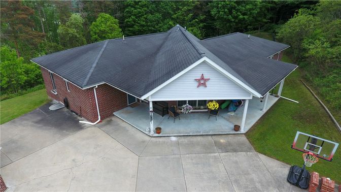 Exterior, Drone