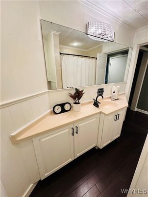 Bathroom, Dual Sink Vanities, Interior, Wood Texture Flooring