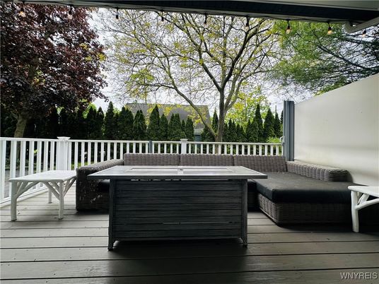 Exterior, Hot Tub