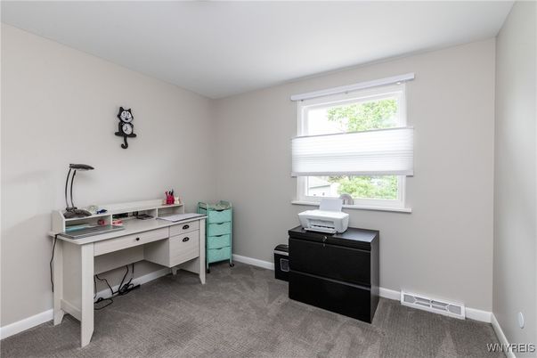 Home Office, Interior
