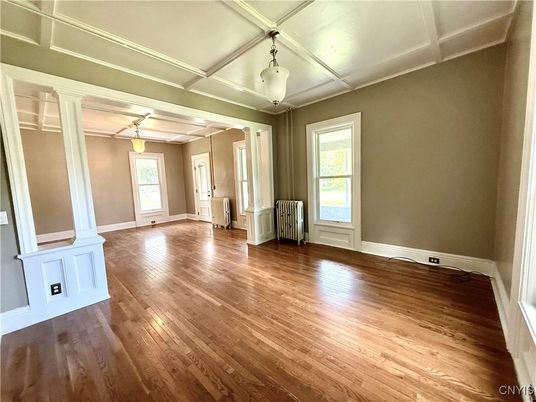 Empty room, Interior, Pendant Lights, Wood Texture Flooring