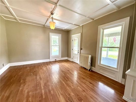 Empty room, Interior, Pendant Lights, Wood Texture Flooring