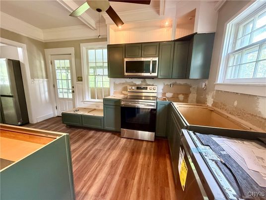 Interior, Kitchen, Stainless Steel Appliances, Wood Texture Flooring