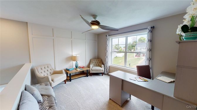 Home Office, Interior