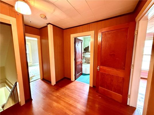Empty room, Interior, Wood Texture Flooring, Wooden Walls