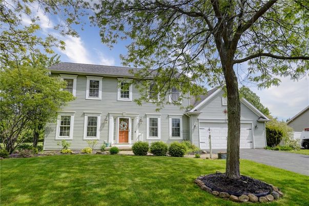 Attached, Backyard, Exterior, Facade, Georgian