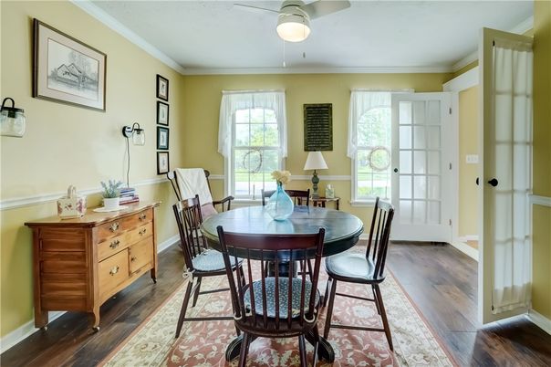 Dining room, Interior, Wood Texture Flooring