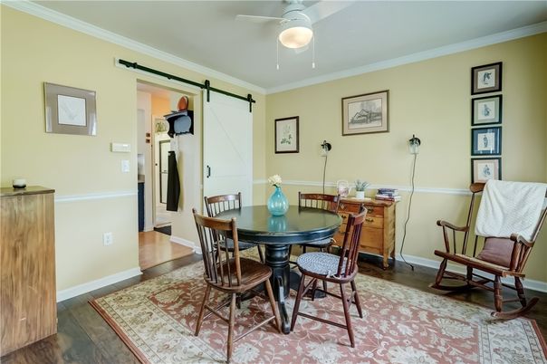 Dining room, Interior, Wood Texture Flooring
