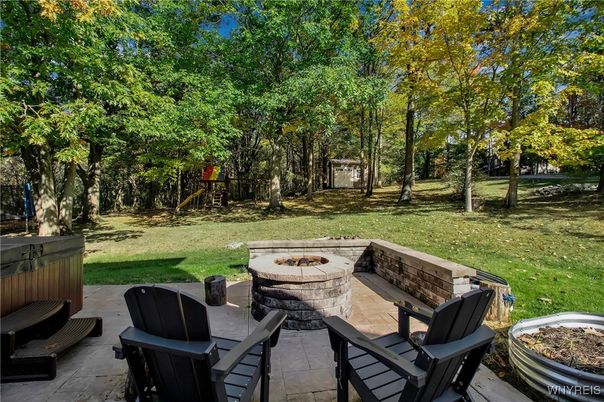 Backyard, Exterior, Hot Tub