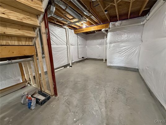 Garage, Interior, Wooden Beams, Wooden Ceilings
