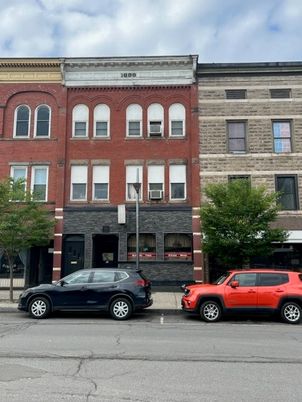 Exterior, Facade, Brick Facade, Rowhouse
