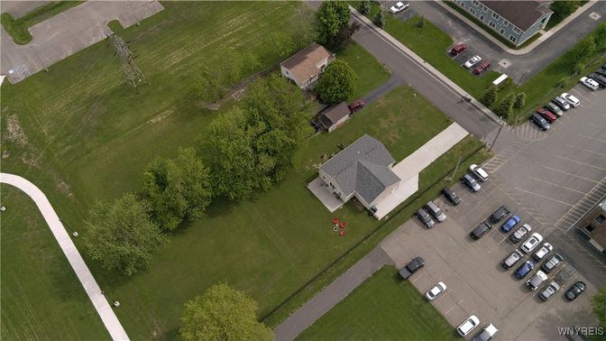 Exterior, Drone