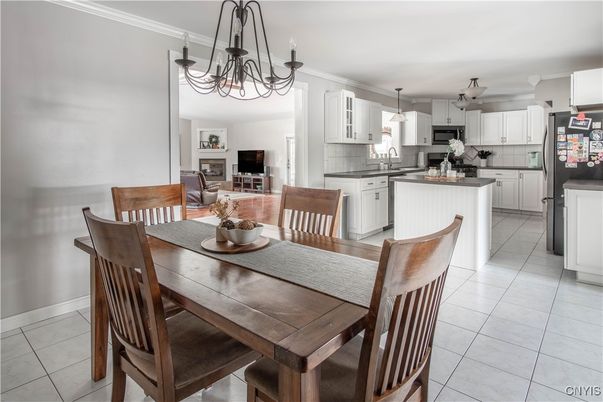 Chandelier, Dining room, Interior, Kitchen, Pendant Lights