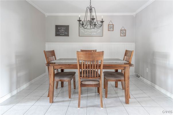 Chandelier, Dining room, Interior