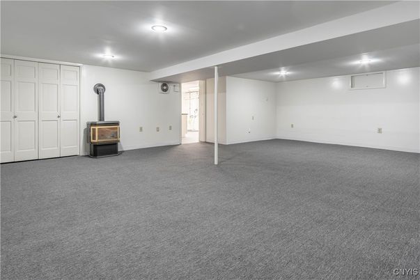 Empty room, Interior, Recessed Lighting