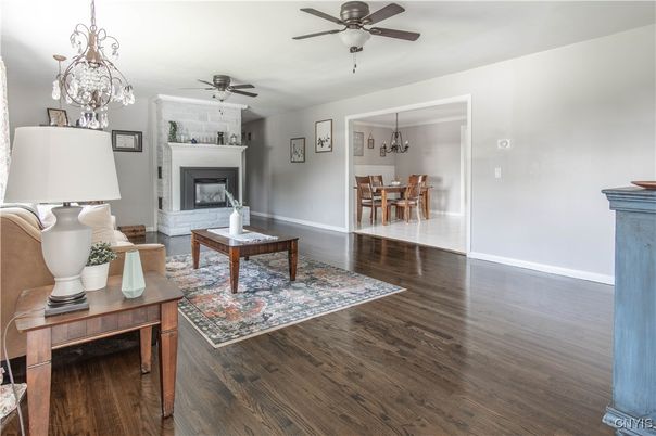Chandelier, Dining room, Fireplace, Interior, Wood Texture Flooring