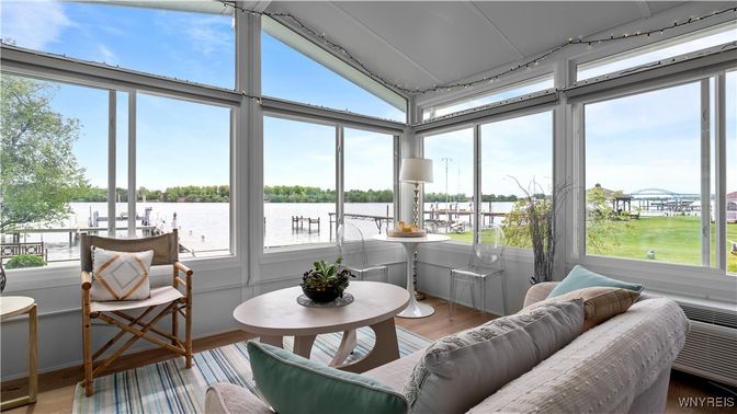 Interior, Living room, Sun Room, Water, Wood Texture Flooring